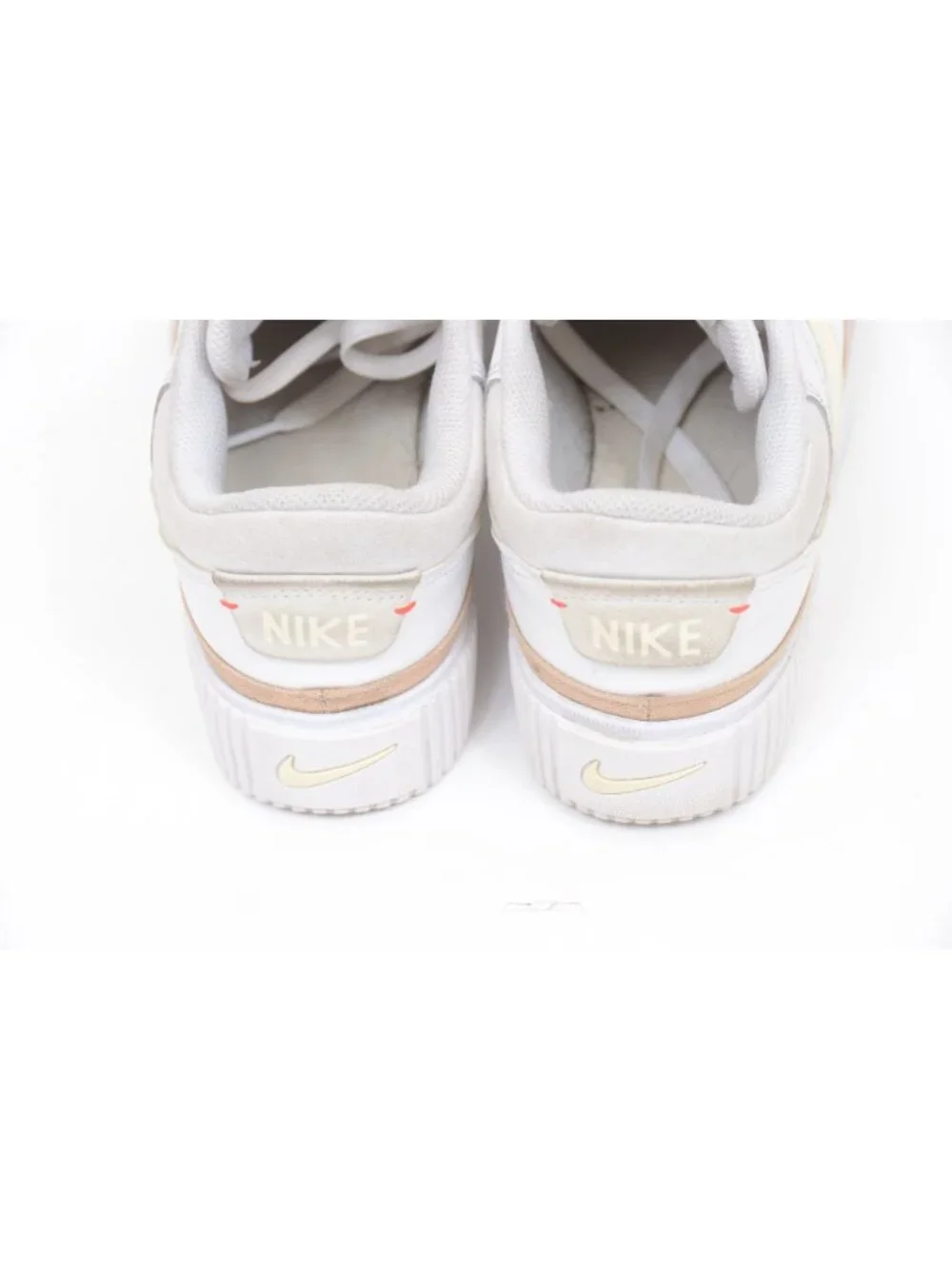Nike Court Legacy Lift White Coconut Milk Women's Size 9 Platform DM7590-106
